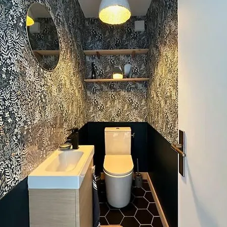 La Desirade, T3, Clim, Terrasse, Pkg, Centre